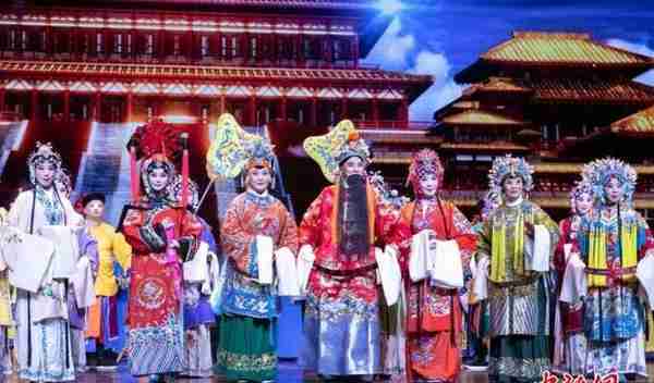 外媒关注2023“欢乐春节”活动：共享中国文化盛宴的重要平台