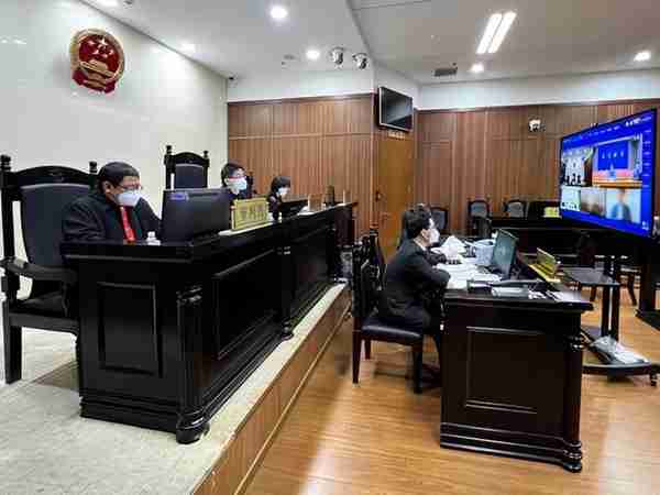 上海法院宣判3起涉疫情诈骗案 3名被告人获刑并处罚金