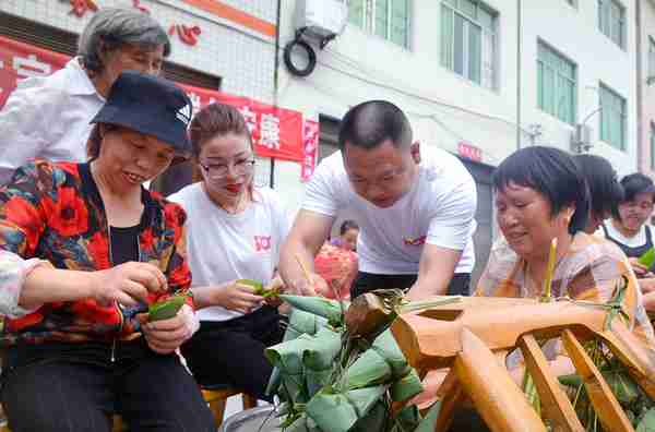 重庆巫溪徐家镇：凯歌行进“迎端阳”浓情五月“粽飘香”