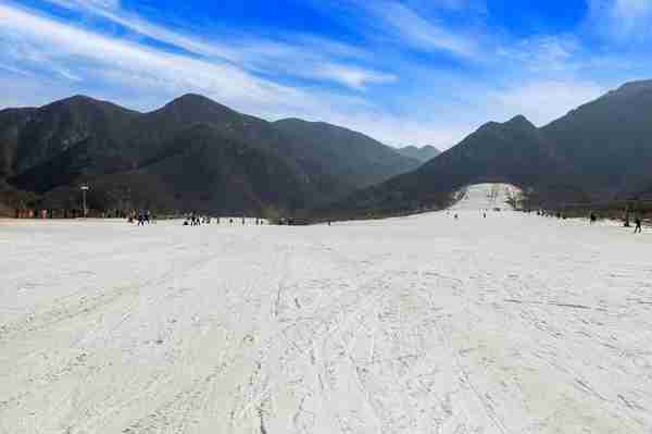 冬天就要滑雪啊！为大家奉上北京的18个宝藏滑雪场，快去打卡吧