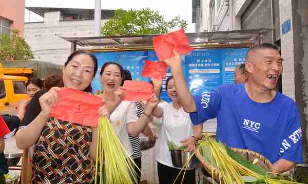 重庆巫溪徐家镇：凯歌行进“迎端阳”浓情五月“粽飘香”