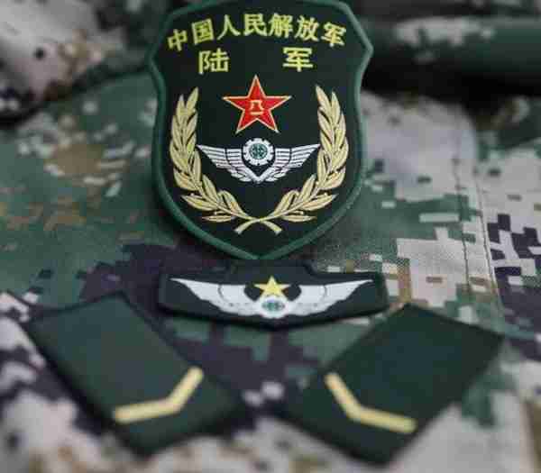 新兵授什么军衔？看完这篇你就明白了